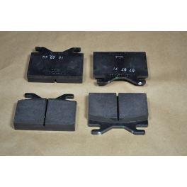 PLAQUETTES DE FREIN AV BMW / AR FERRARI PLAQUETTES DE FREIN AV BMW / AR FERRARI
