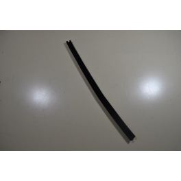 JOINT FEUTRINE DE GLISSIERE VITRE G PORSCHE 944 968 JOINT FEUTRINE DE GLISSIERE VITRE G PORSCHE 944 968